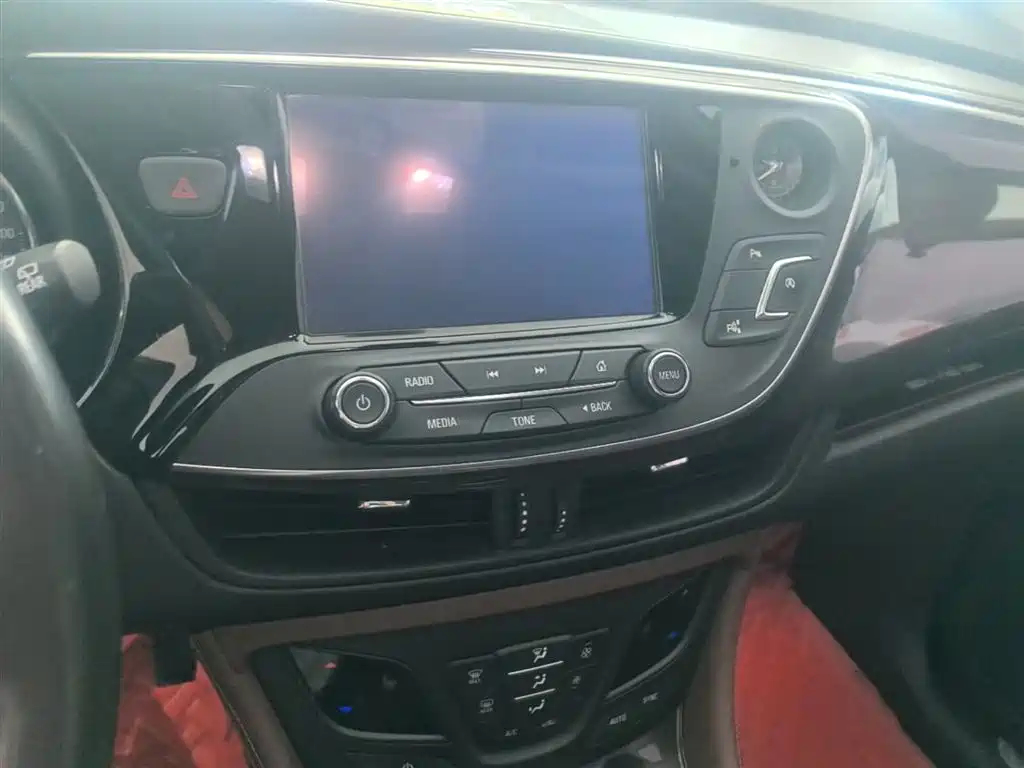 Buick Envision Plus 2017 20T 2WD Luxury фото 13