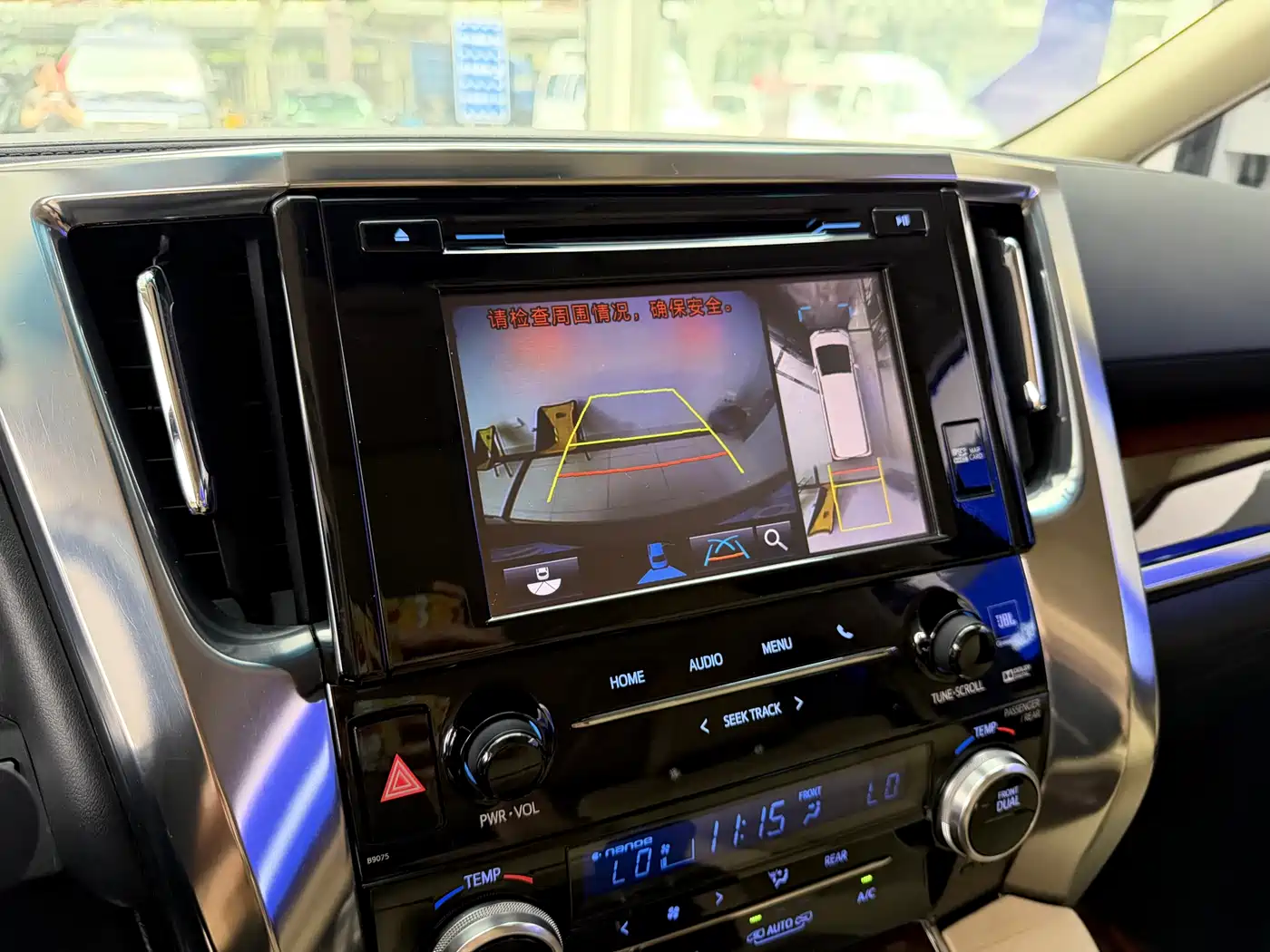 Toyota Alphard 2015 3.5L Luxury Edition фото 5