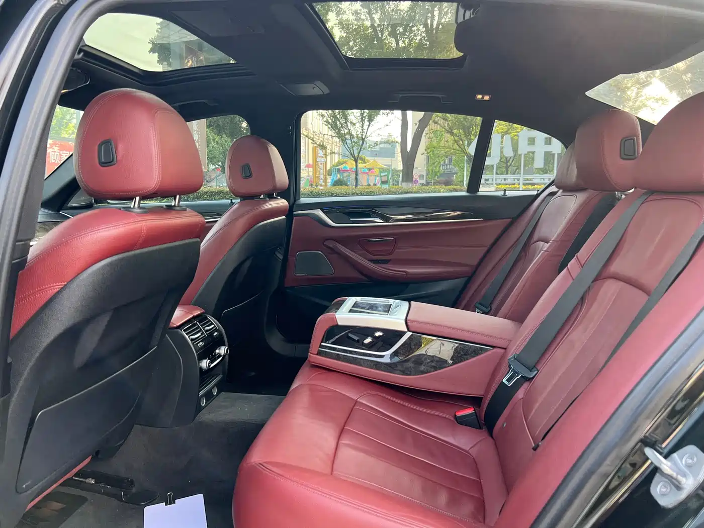 BMW 5 Series 2018 530Li Premium M Sport Package фото 6