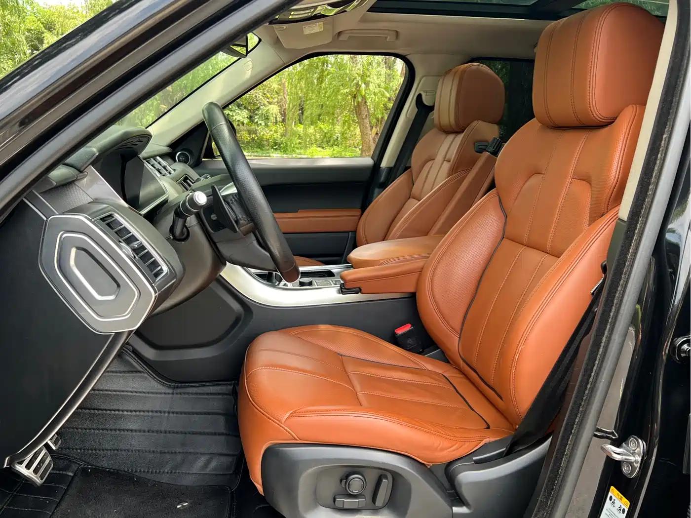 Land Rover Range Rover Sport 2016 Model 3.0 SC V6 HSE DYNAMIC фото 7
