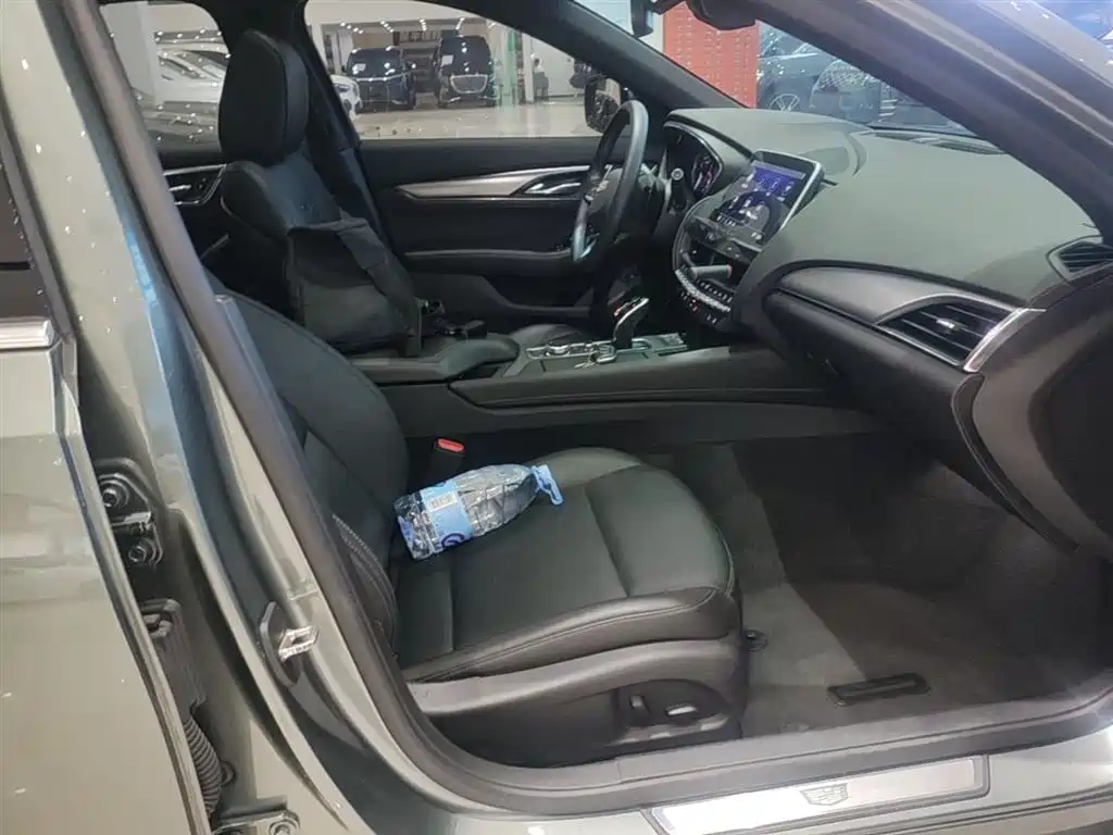 Cadillac CT5 2022 28T Luxury (Standard) фото 25