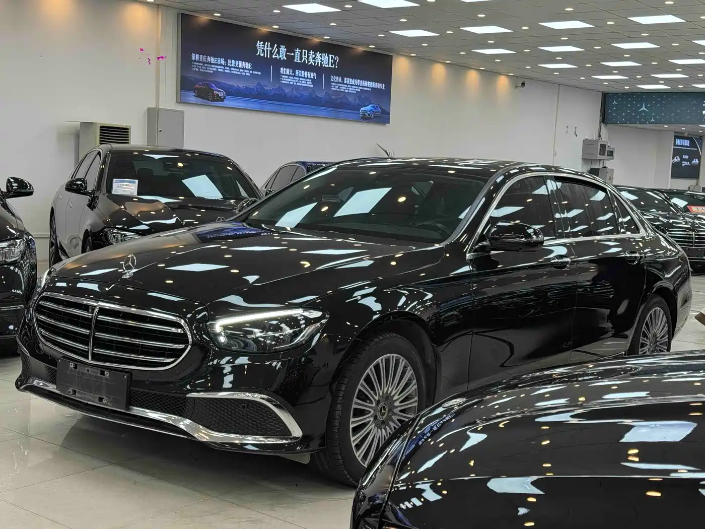 Mercedes-Benz E-Class 2021 E 300 L Fashion фото 2