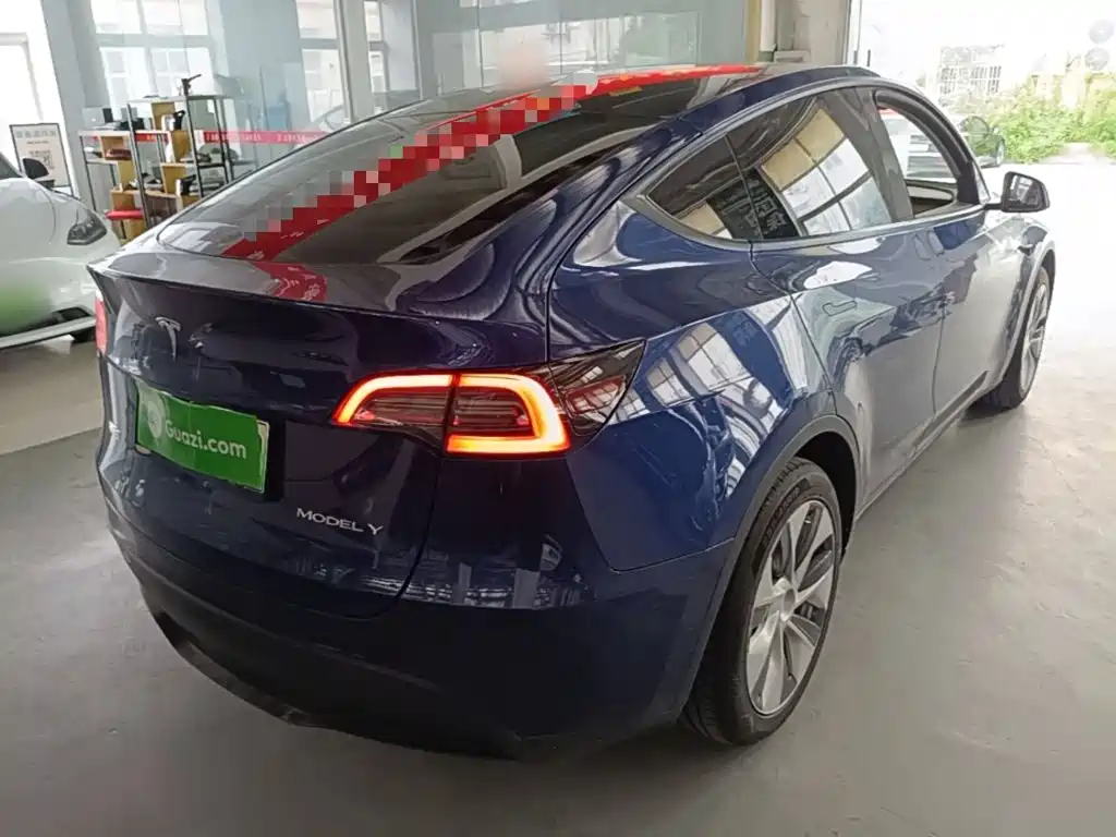 Фото 7 - Tesla Model Y