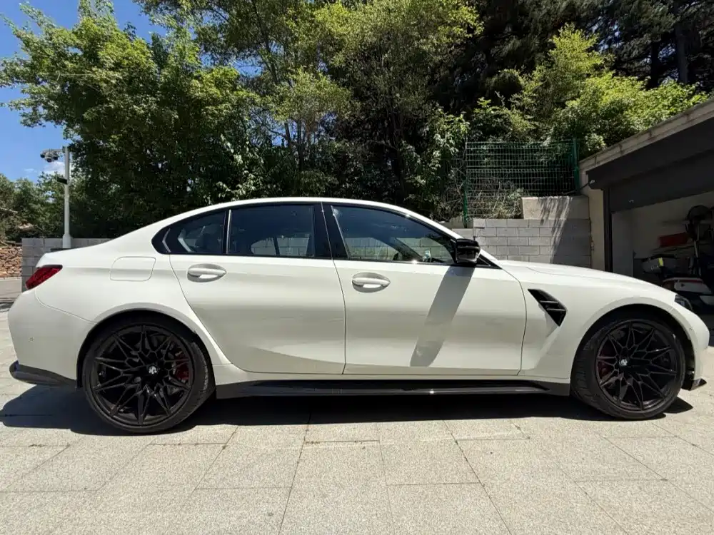 BMW M3 2023 M3 Sedan M xDrive Thunder Edition фото 9