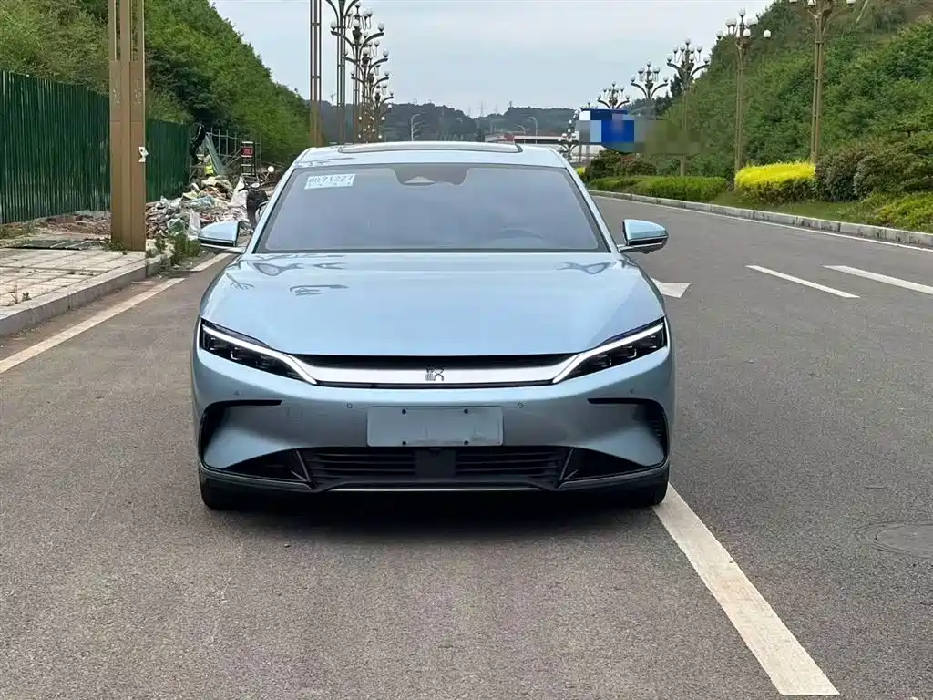 BYD Han 2023 EV Champion Edition 605KM FWD Premium фото 3