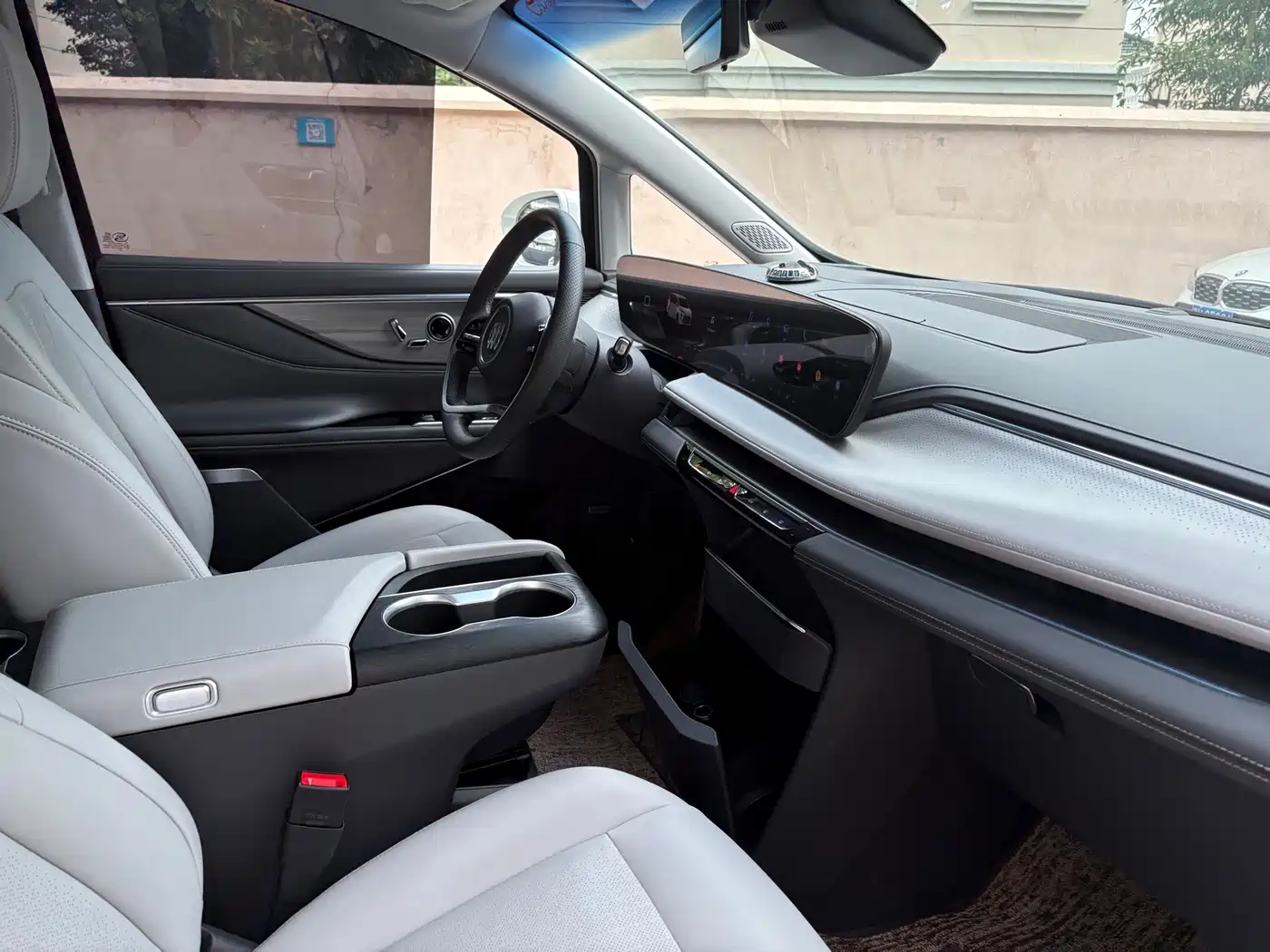 Фото 9 - Buick GL8