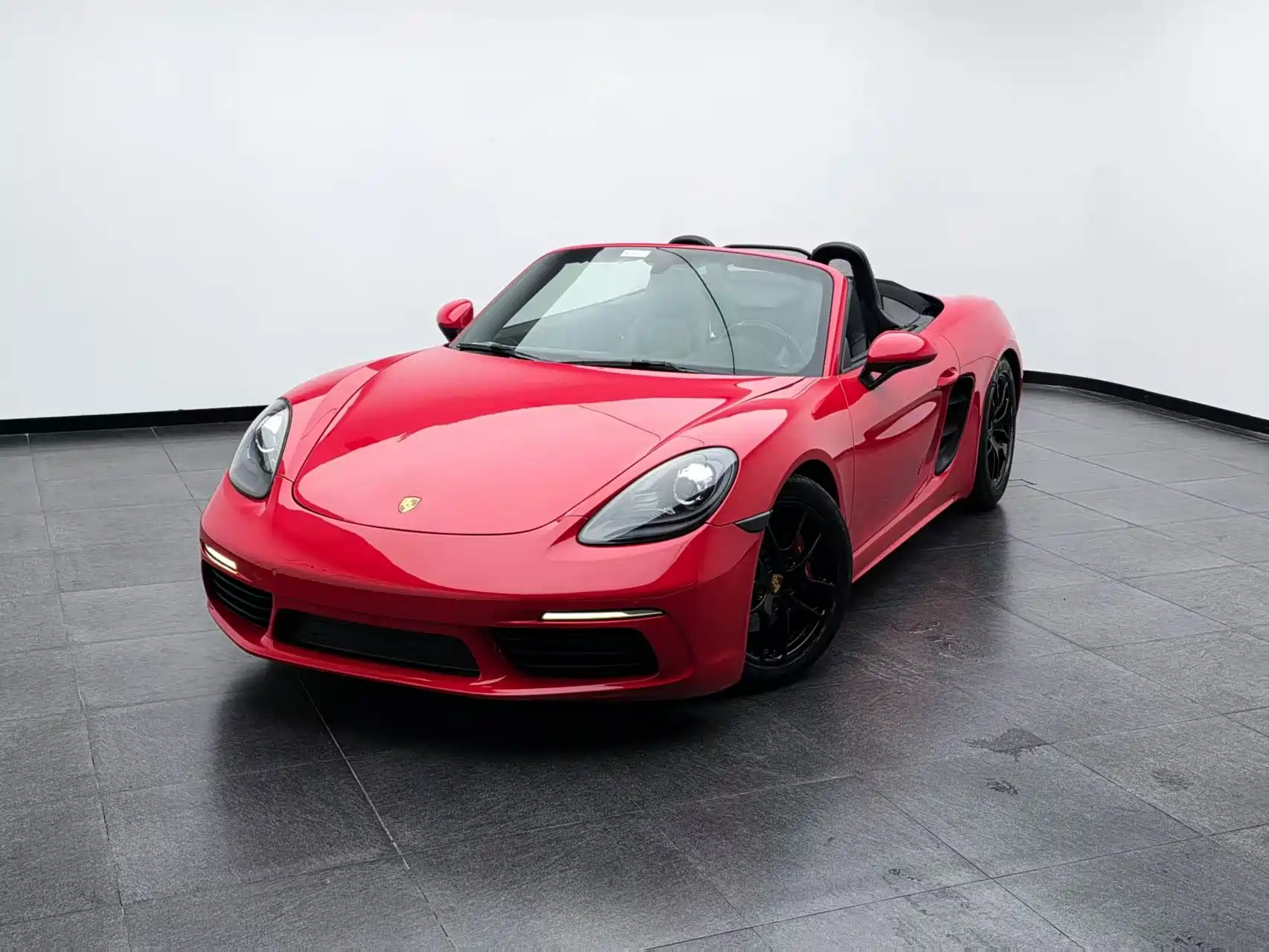 Фото 1 - Porsche 718