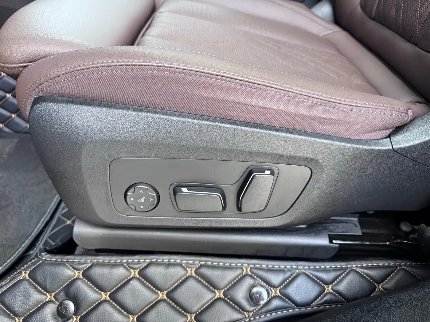 BMW X3 2023 Facelift xDrive30i Leading M Night Package фото 25