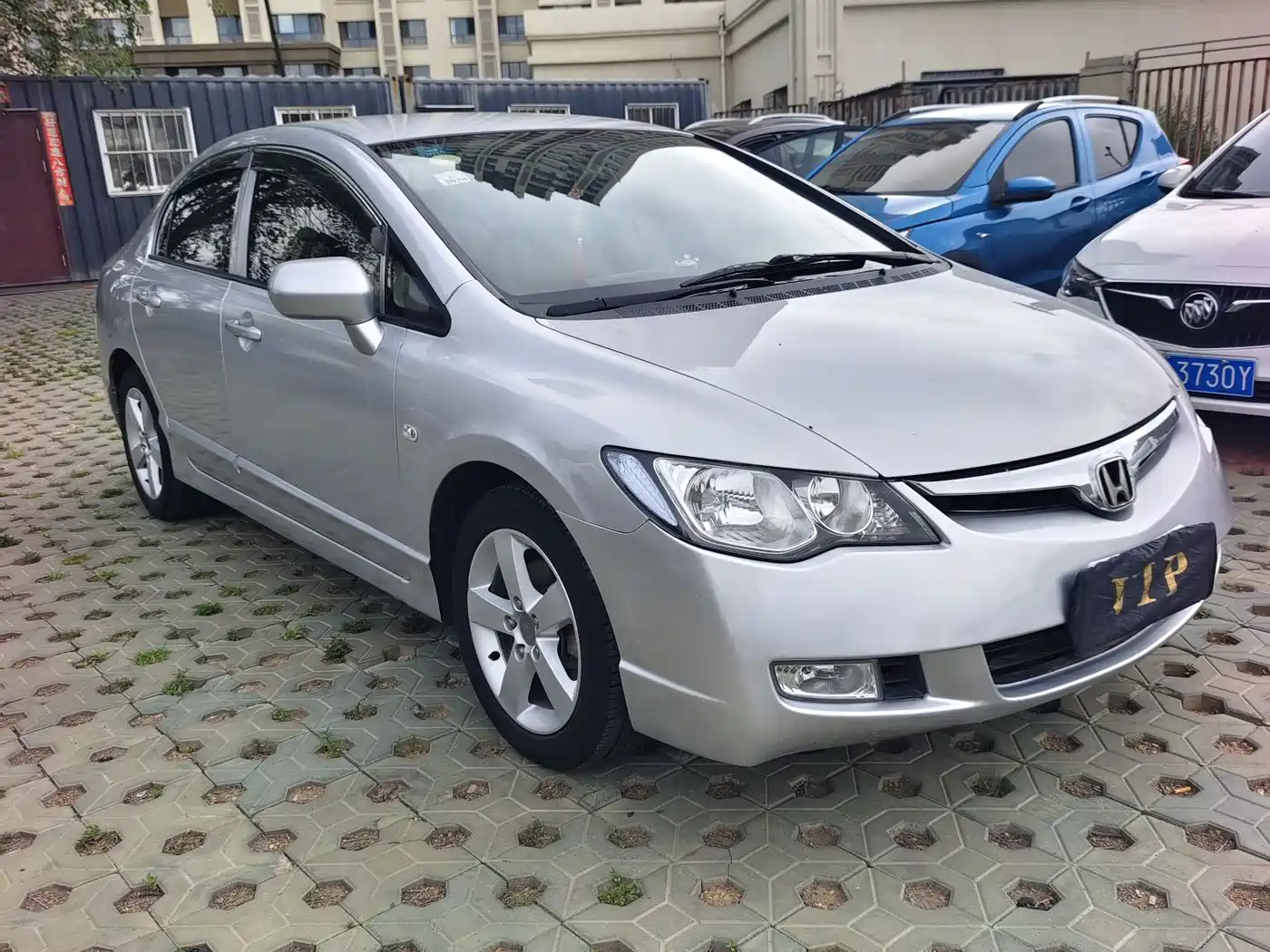 CIIMO CIIMO 2012 2012 1.8L Automatic