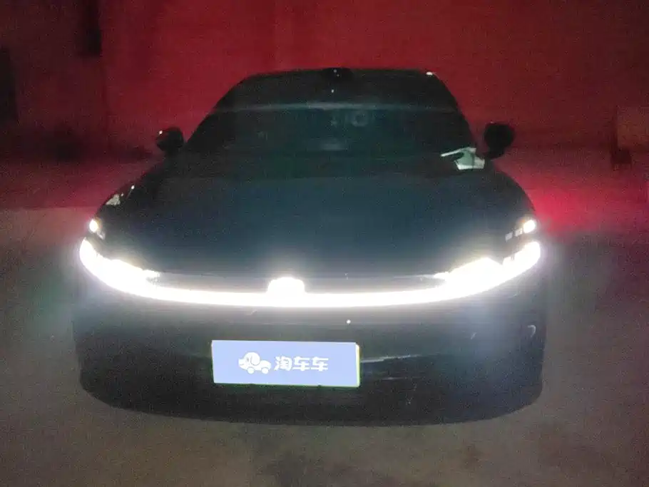 Фото 2 - Changan Qiyuan A06