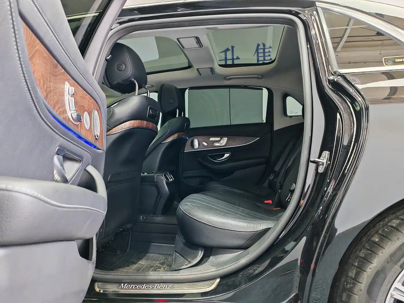 Mercedes-Benz E-Class 2020 Facelift E 300 L Exclusive фото 12