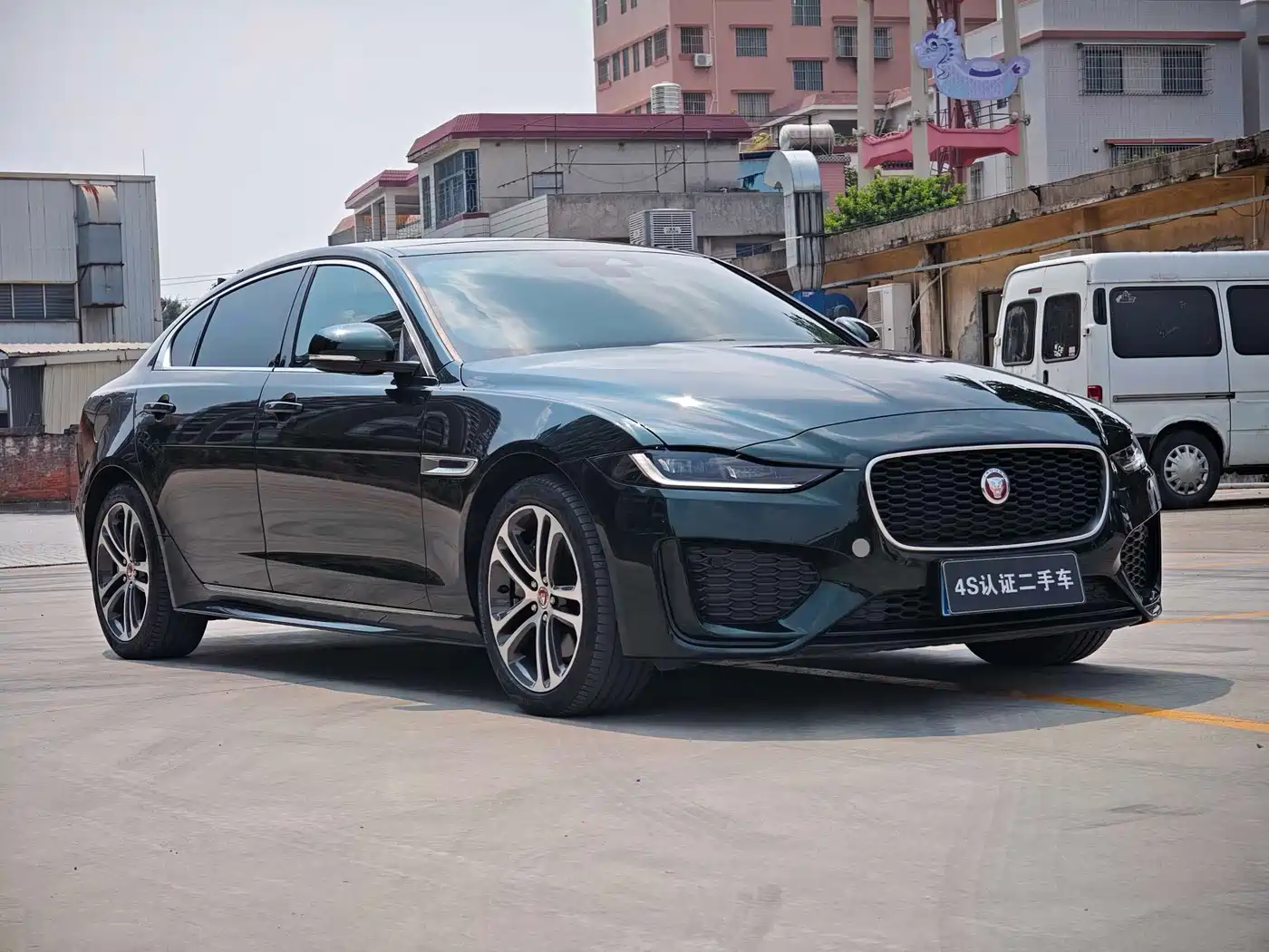 Jaguar XEL 2024 Model 2.0T 250PS R-DYNAMIC S Progressive Sport Edition фото 3