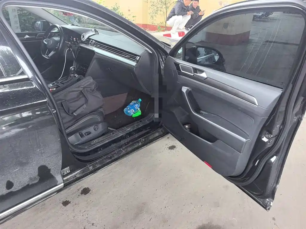 Volkswagen Magotan 2020 330TSI DSG Luxury фото 21