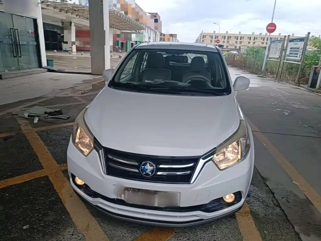 2015 Venucia D50