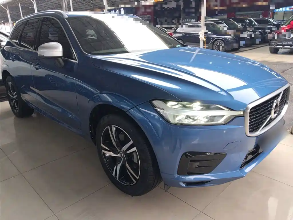 Фото 22 - Volvo XC60