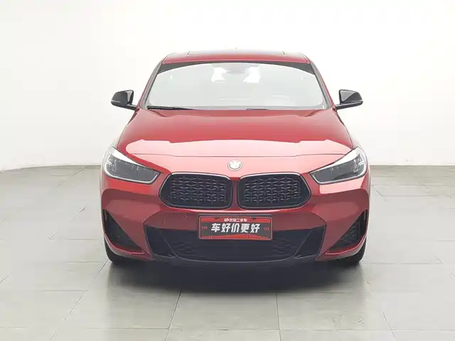 BMW X2 2022 sDrive25i Black Night Edition — фото 3