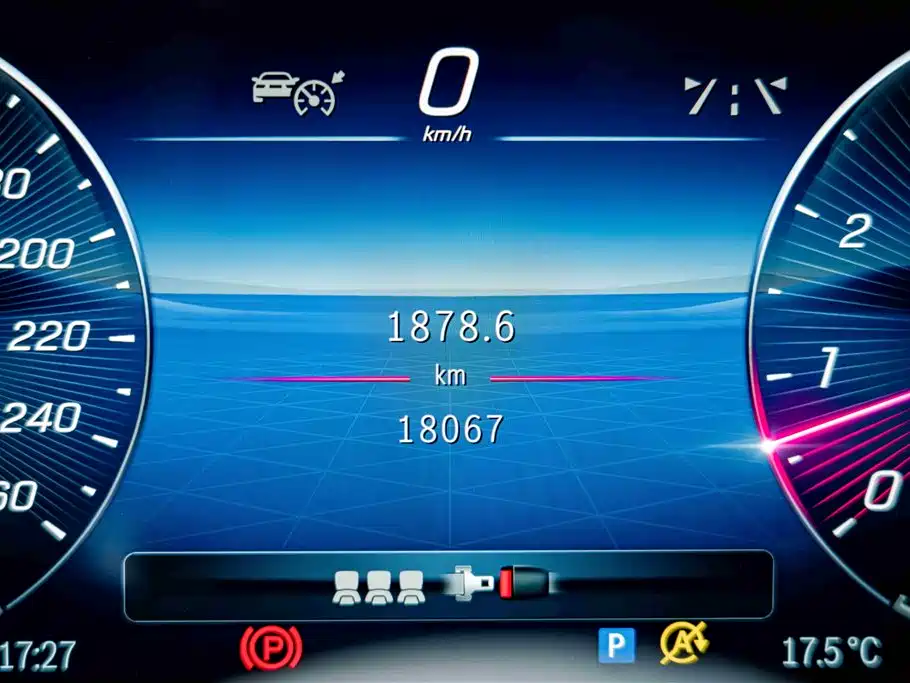 Mercedes-Benz C-Class 2023 C 260 L Sport фото 13