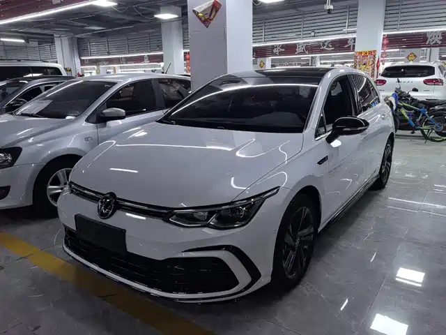 Volkswagen Golf 280TSI DSG Pro