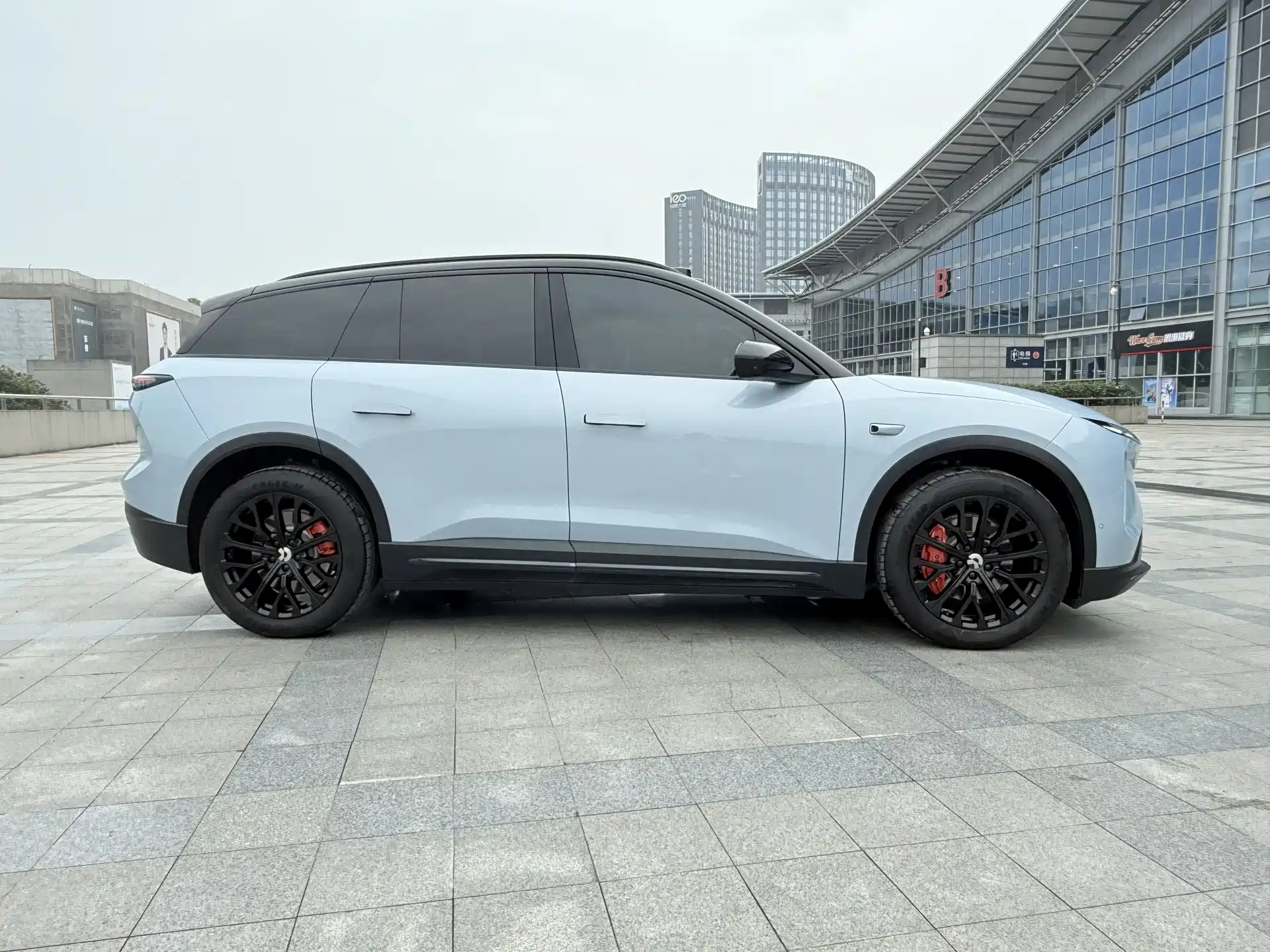 Фото 4 - NIO ES6