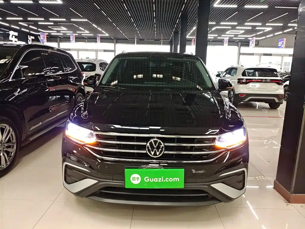 Volkswagen Tiguan L 2022 330TSI Automatic 2WD Smart Edition фото 3