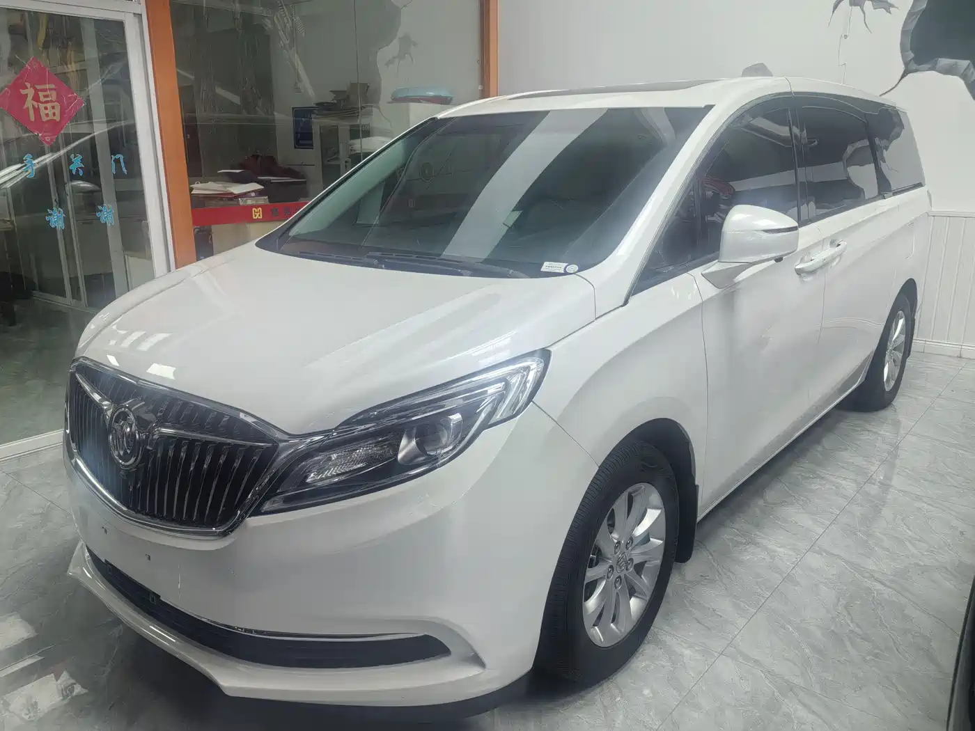 Buick GL8 2017 ES 28T Comfort Type China V