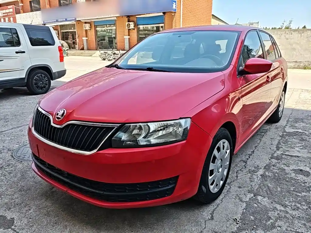Škoda Skoda Rapid Spaceback 2016 — пригон из Китая