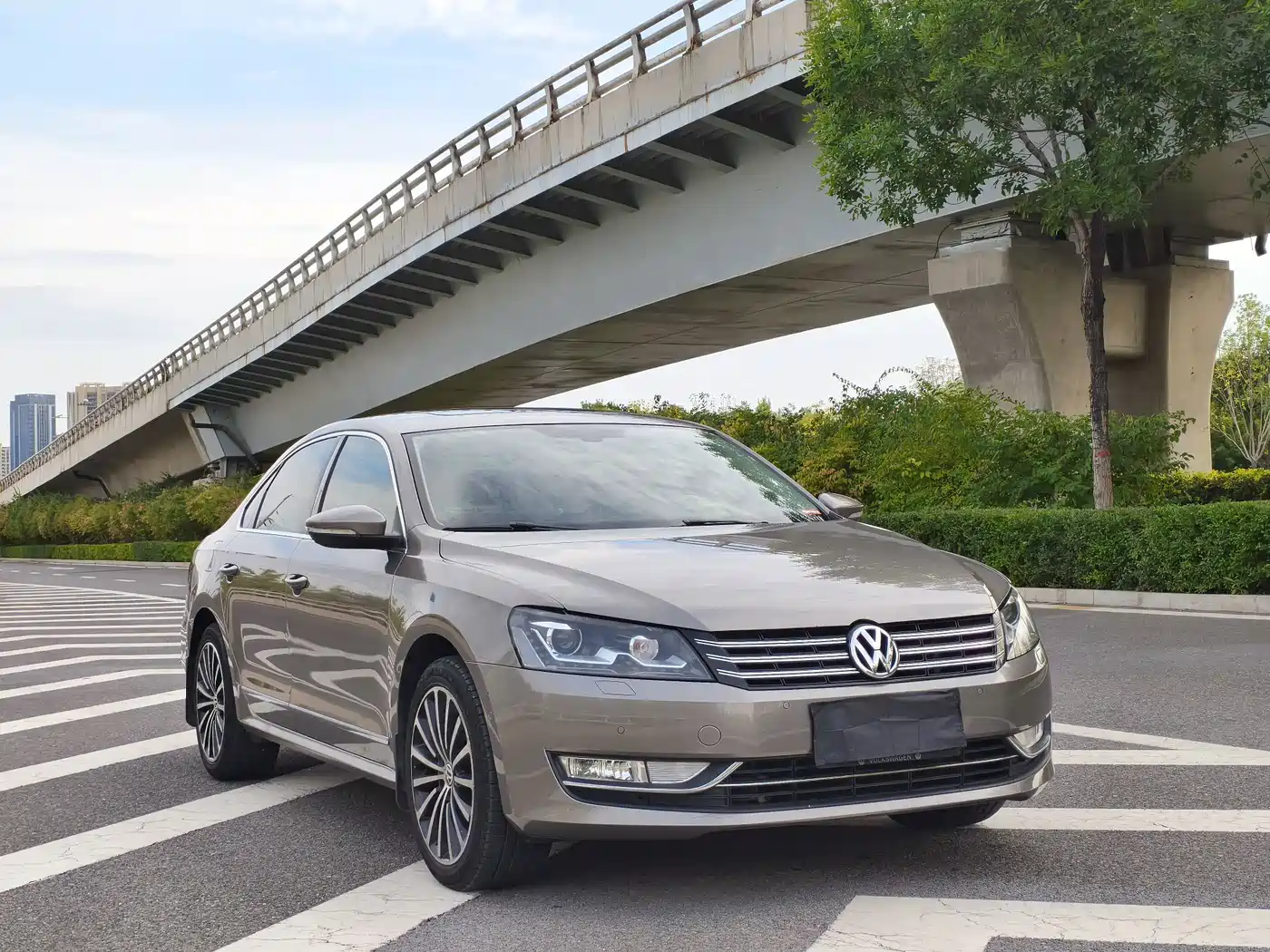 Фото 3 - Volkswagen Passat