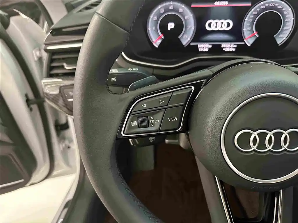 Audi A5 (Import) 2024 2024 Sportback 40 TFSI quattro Luxury Dynamic