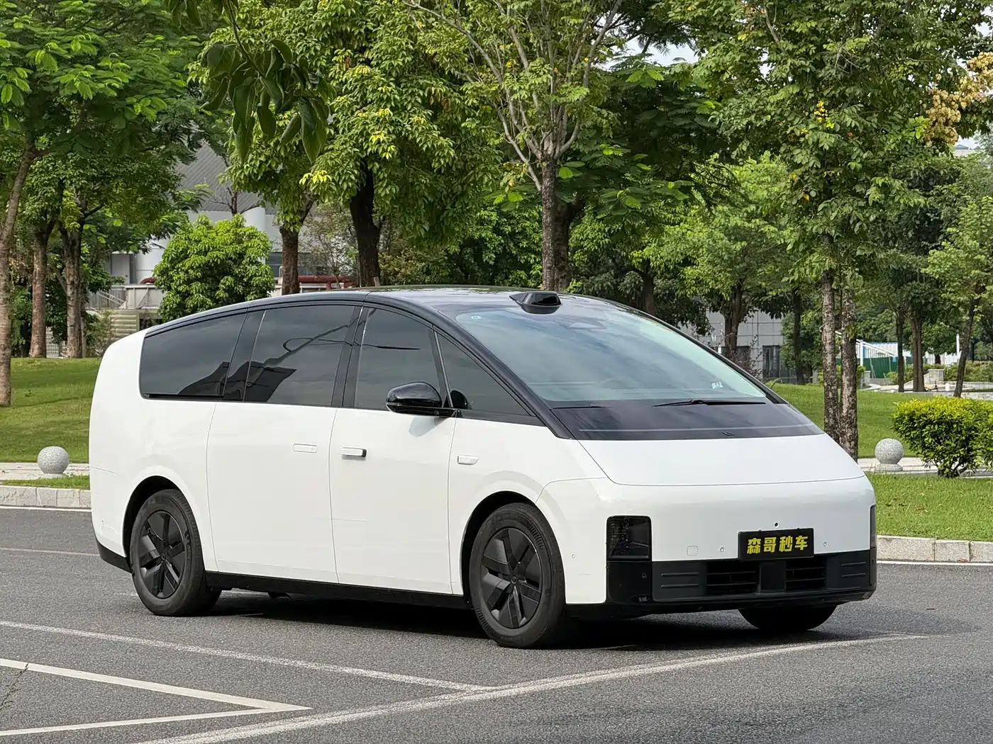 Li Auto MEGA 2024 2024 Ultra