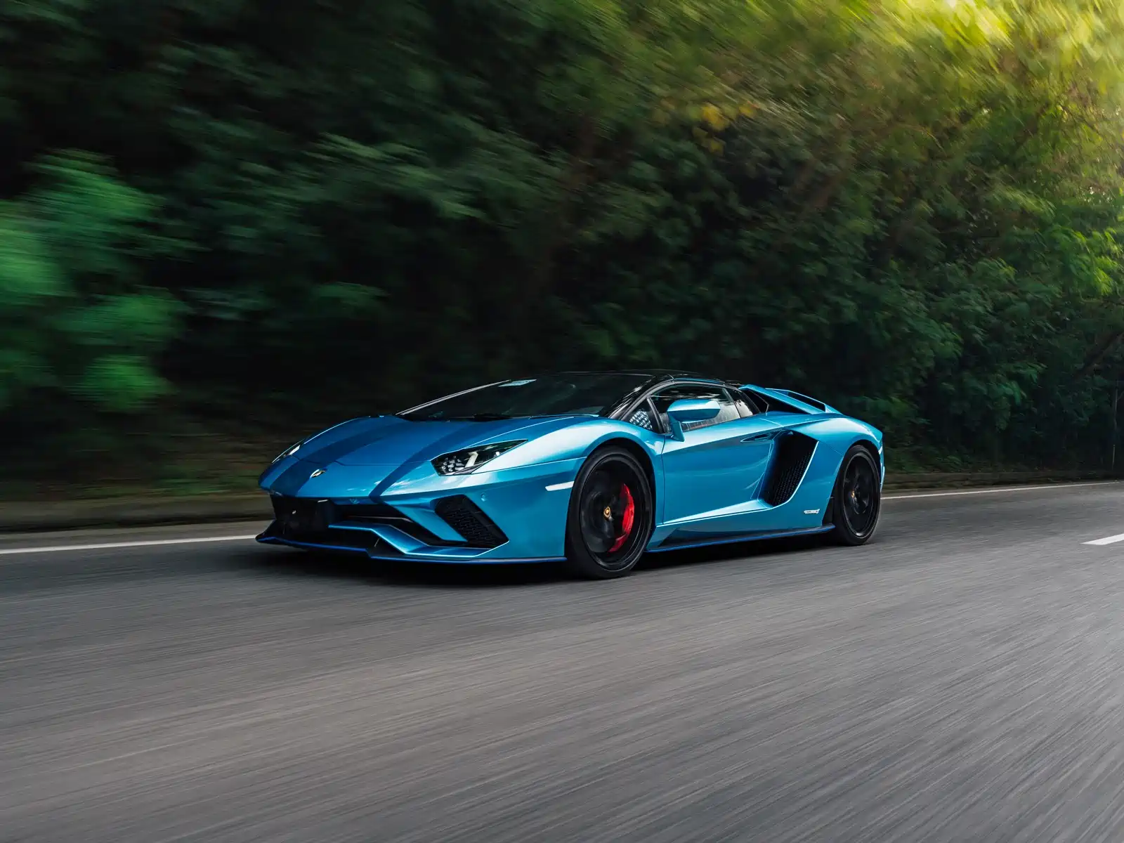 Фото 8 - Lamborghini Aventador