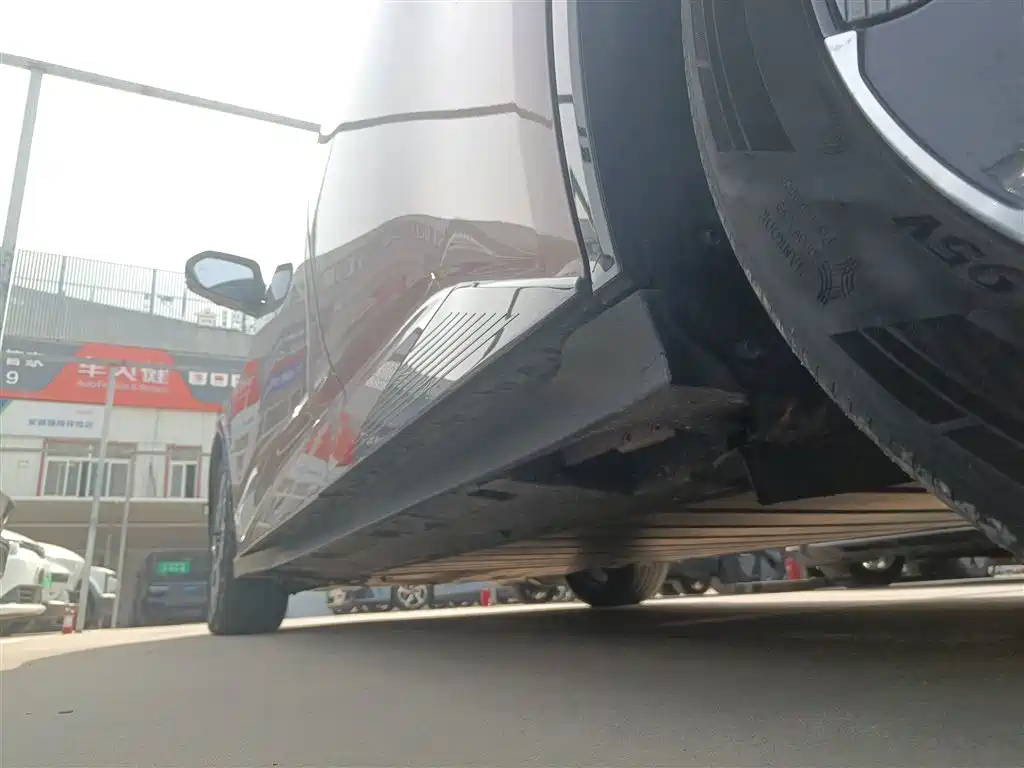 Toyota bZ3 2023 616km Long Range Premium фото 21