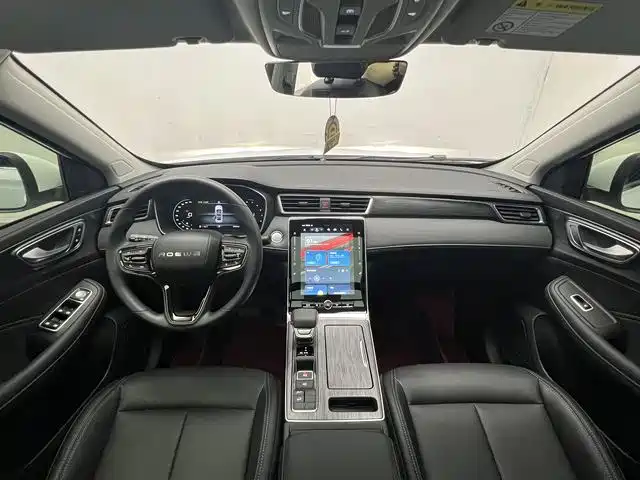 Roewe RX5 2025 2025 PLUS 330TGI Auto Trend-Setting Smart Edition