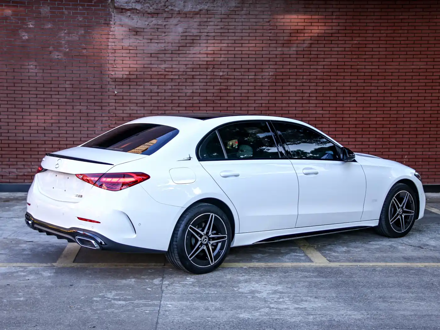 Mercedes-Benz C-Class 2023 C 260 L Night Edition Sport фото 3