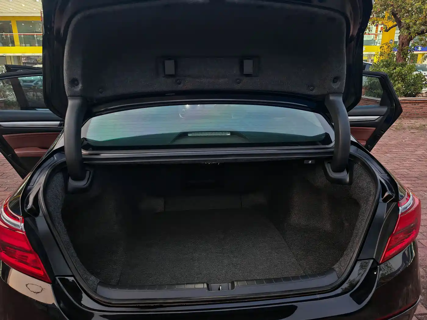 Honda Inspire 2019 Sharp Hybrid 2.0L Pure Fashion China VI фото 13
