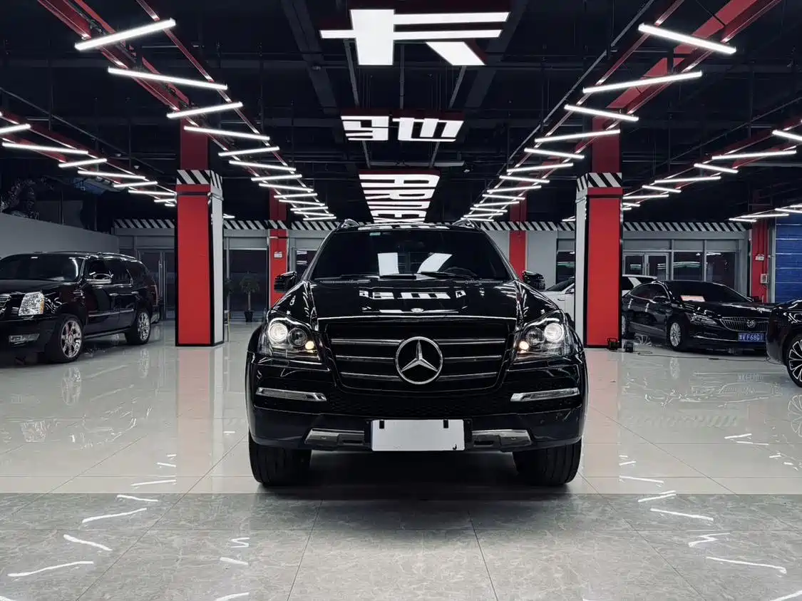 Mercedes-Benz GL-Class 2011 GL 450 Prestige Grand Edition фото 2