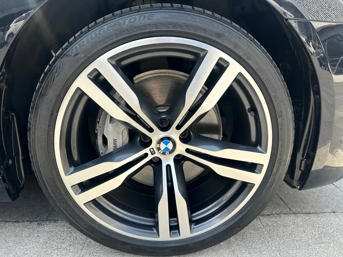 BMW 7 Series 2018 740Li xDrive Premium Type M Sport Package фото 25