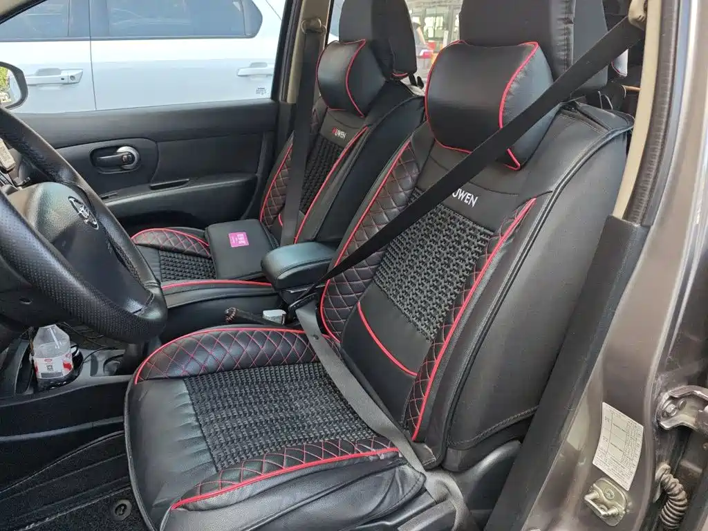 Nissan Livina 2015 2015 1.6XE Manual Comfort Edition