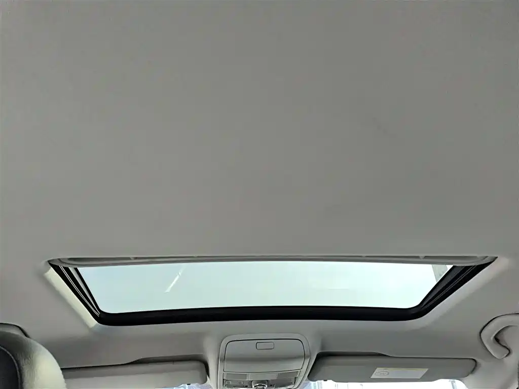 Volkswagen Passat 2017 330TSI DSG Prestige фото 18