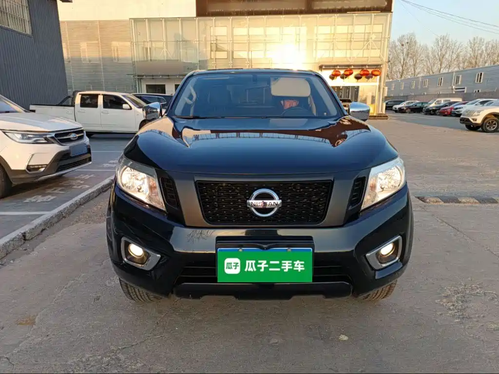 Nissan Navara 2019 2017 Model 2.5L Automatic 2WD Luxury QR25