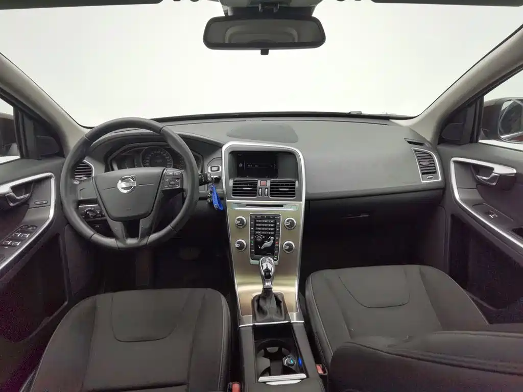 Photo 5 - Volvo XC60