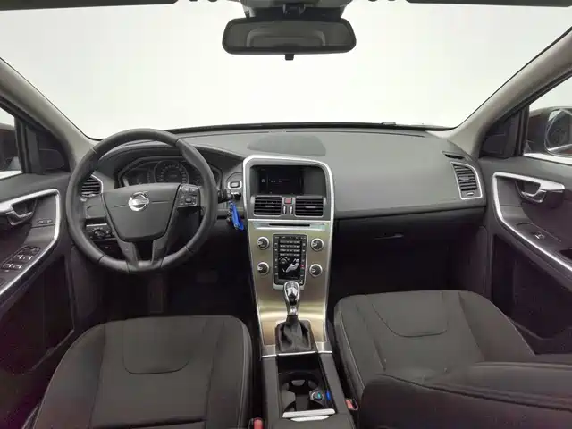 Volvo XC60 2016 T5 Intelligent Travel — фото 5