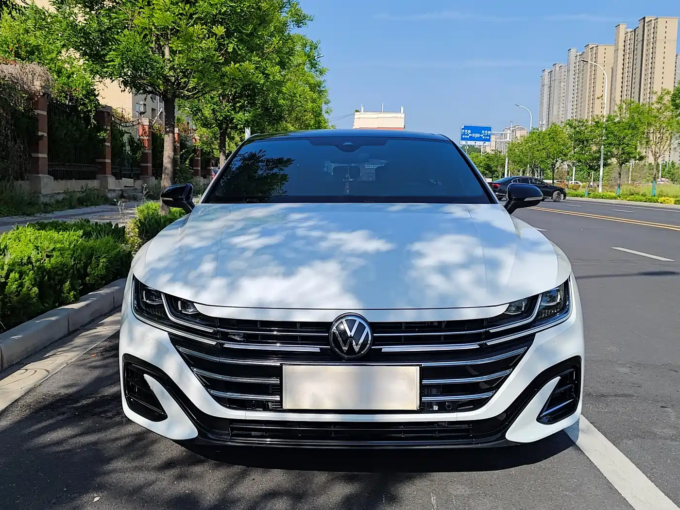 Volkswagen FAW-Volkswagen CC 2023 380TSI Eye-catching Edition фото 17
