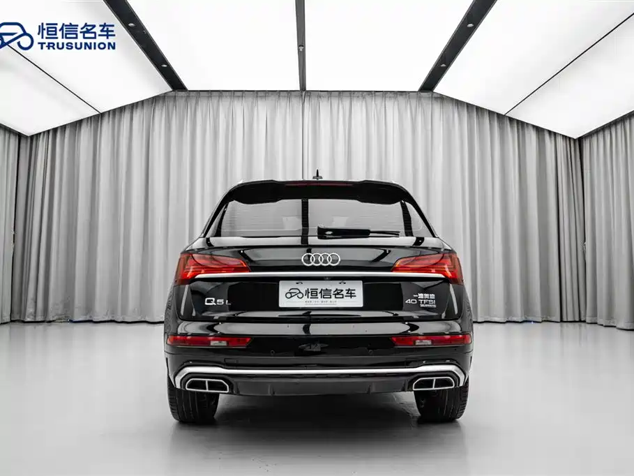 Audi Q5L 2022 40T Fashion Dynamic фото 6