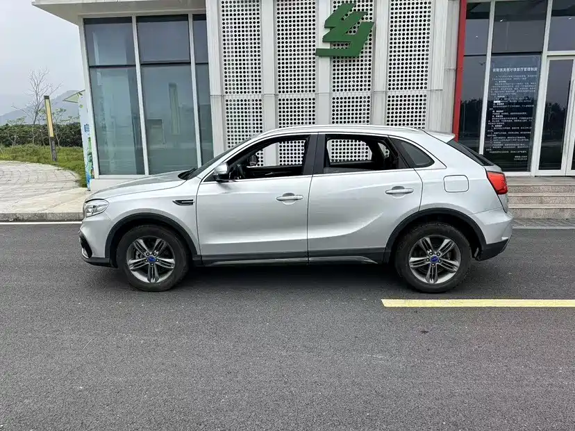 Junma MEET 3 (Meitu 3) 2018 2018 1.5T CVT Comfort Edition