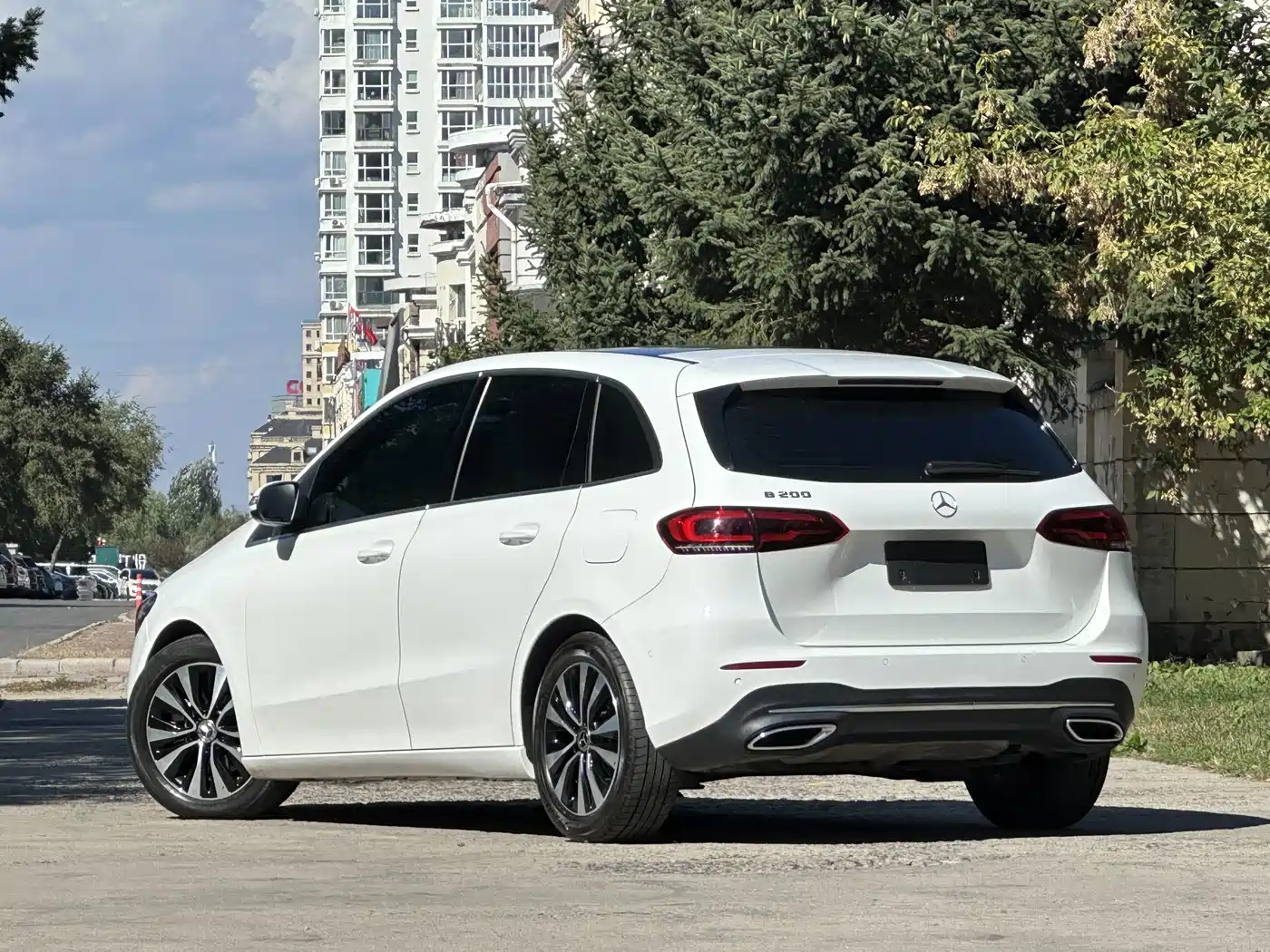 Mercedes-Benz B-Class 2023 2022 Facelift B 200 Sporty