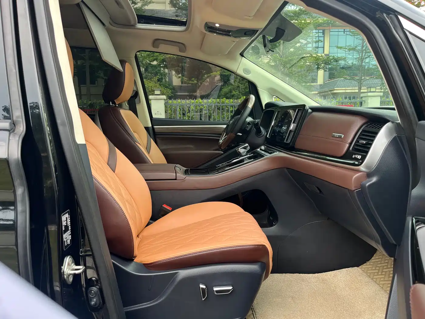 GAC Trumpchi Trumpchi M8 2021 Leading Show Series 390T Luxury Edition фото 23