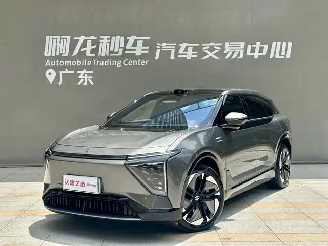  HiPhi HiPhi Y 2023 560km Elite Edition