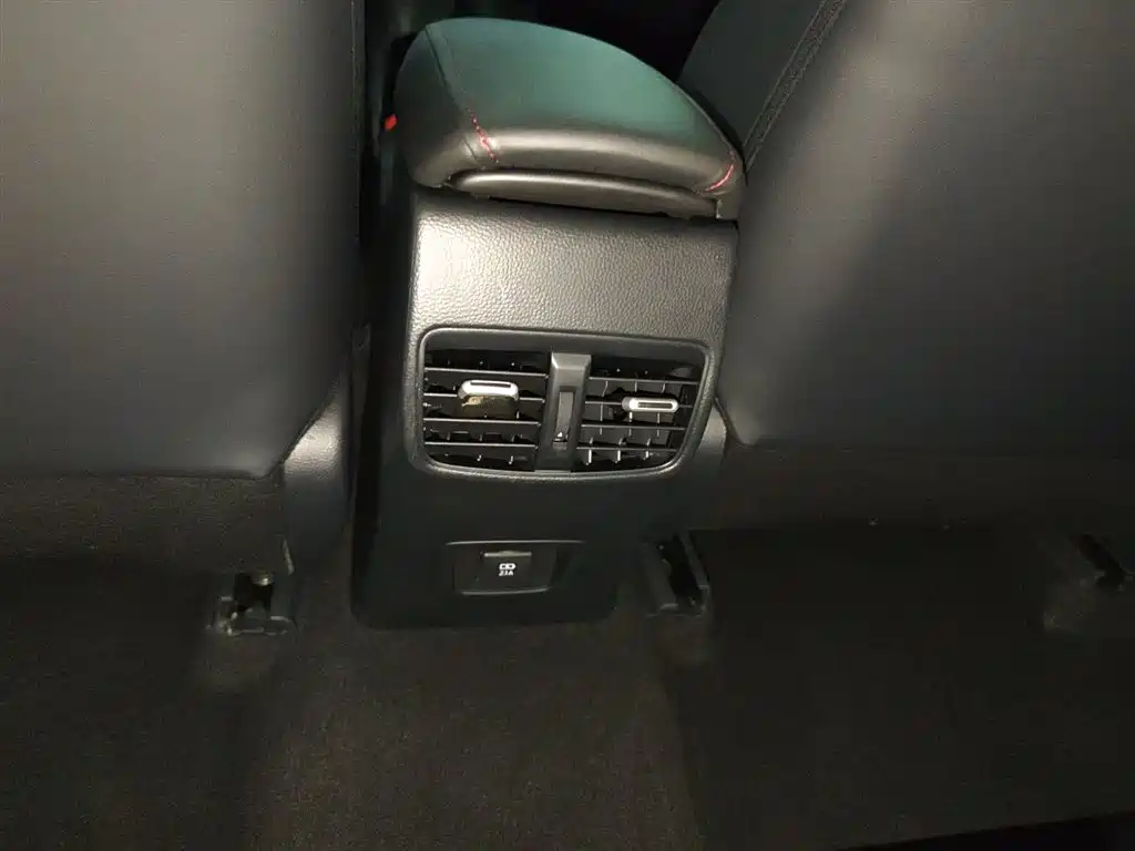 Toyota Levin 2023 185T CVT Sport фото 15