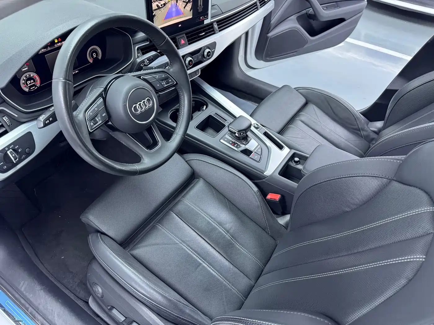 Audi A4L 2022 40 TFSI Fashion Dynamic фото 6