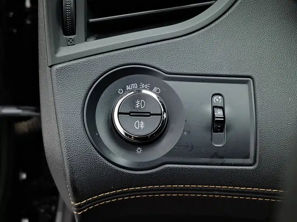 Фото 21 - Buick LaCrosse